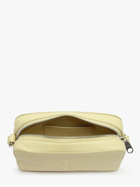 Cross Body Tas Sculpted Calvin klein jeans Geel sculpted 4K3036G ander zicht 2