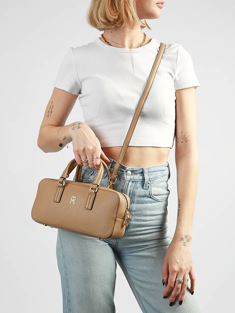 Cross Body Tas Th Daily Tommy hilfiger Bruin th daily AW18378 ander zicht 1